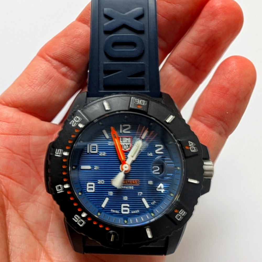 Luminox Carbonox 3600 1GBq H-3 LX 200 meter